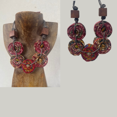 INDURASMI NECKLACE