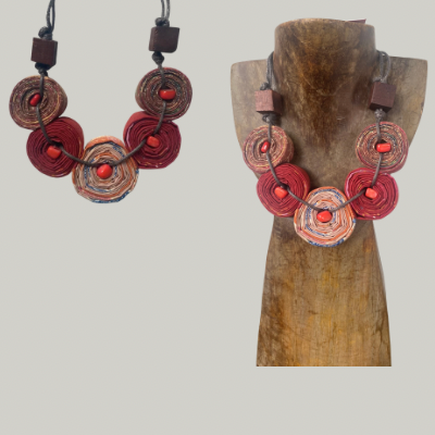 INDURASMI NECKLACE